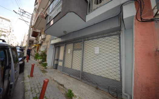 MİTHATPAŞA'DA SATILIK İŞ YERİ